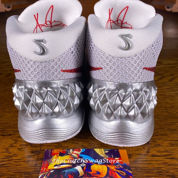 kyrie 1 opening night